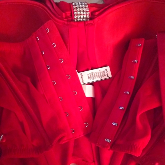 NWT FREE box/Victoria Secret bralette bustier GREAT for a CHRISTMAS gift!! - Picture 8 of 8